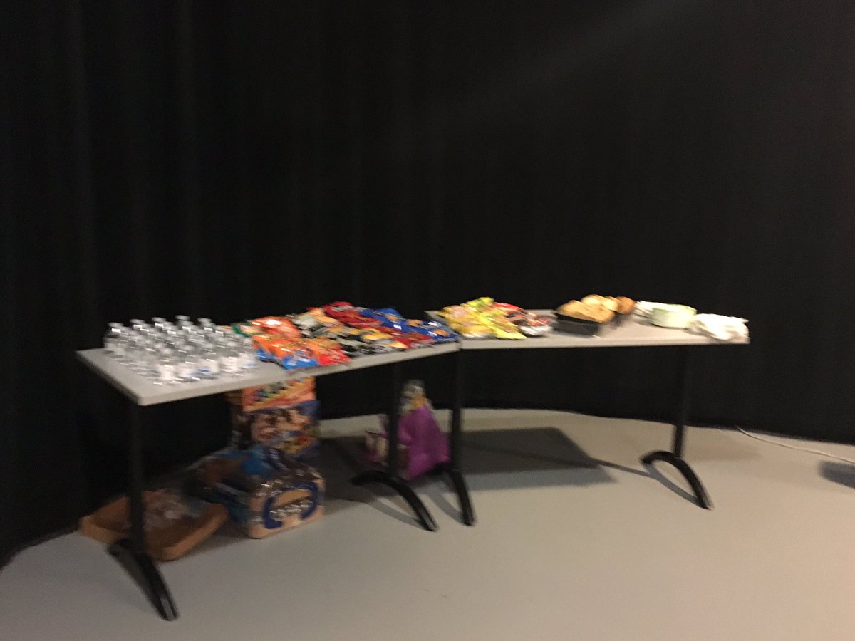 MandiWyndham's tweet photo. Getting ready for the #ExplorerPost1921 & #ExplorerClub1921 Open House @mymcmedia @TVomri #yourhmedia #getcreative https://t.co/lJfqcHTg0v