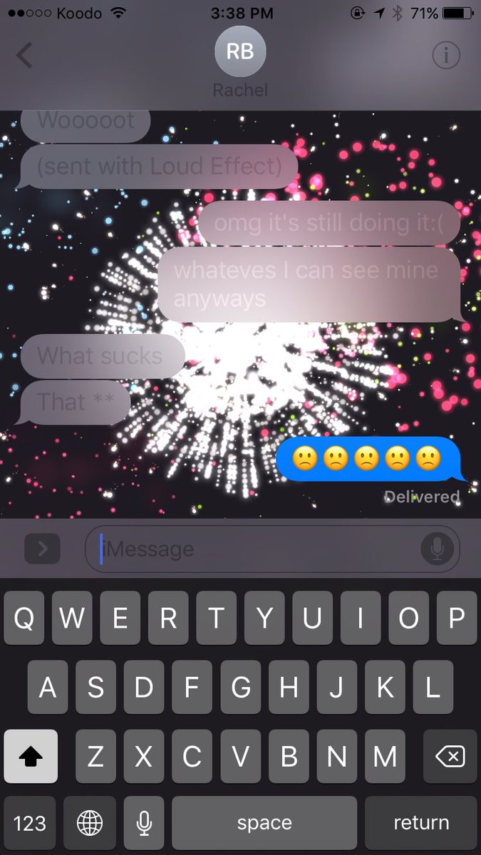 blairm694's tweet image. I can see my own message things but I can&apos;t see others??😞 #iOS10 #iOS10BUGS