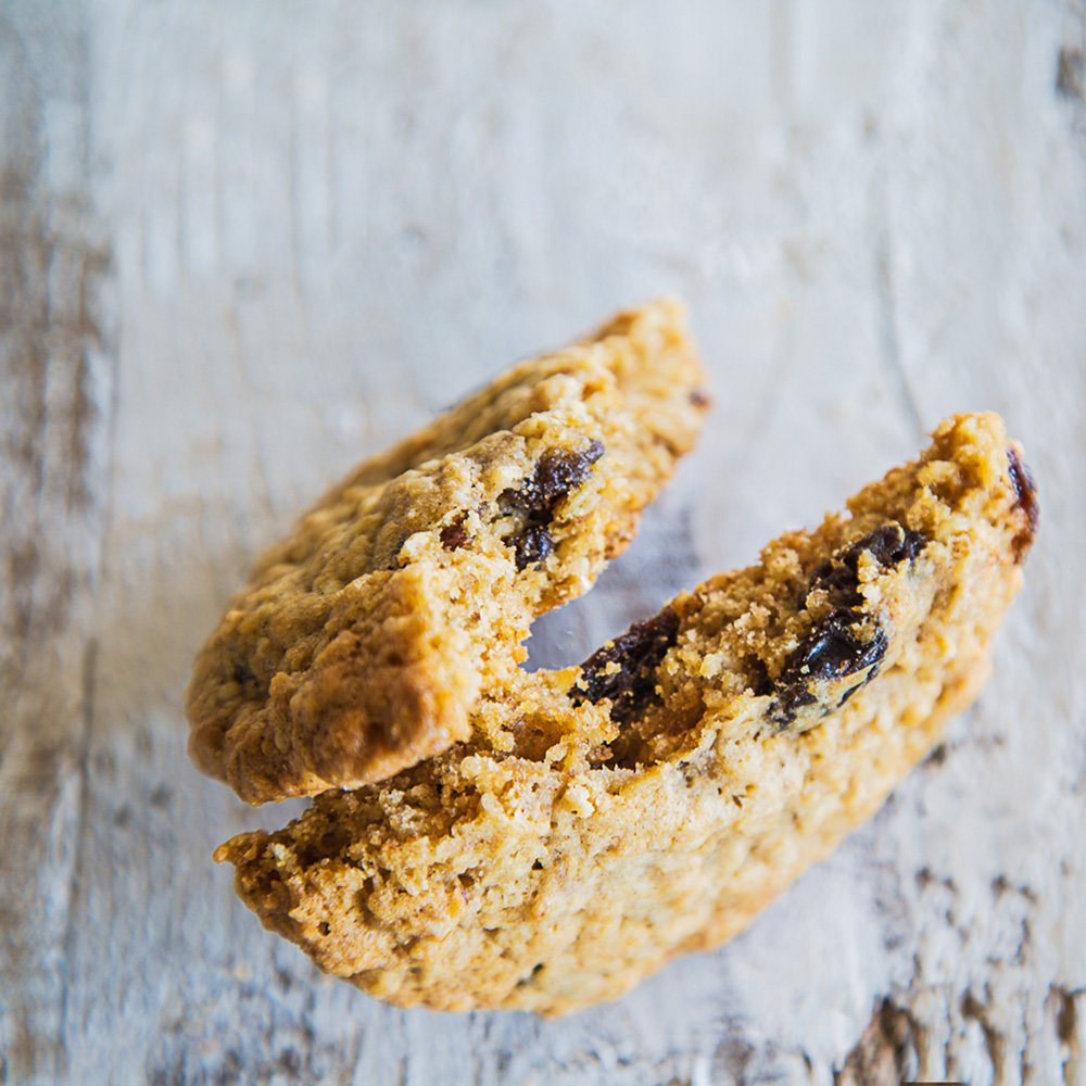 Doughbies's tweet photo. Loaded with raisins, these gems will have you reaching out for a second, and third, and...  #oatyeah #oatmealraisin https://t.co/W8vdOz5GE3