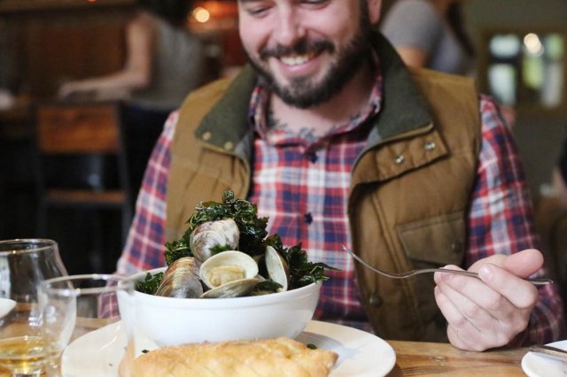 You can't help but smile when our Saison-steamed mussels are sitting in front of you. (Insta: goodbeerhunting)
