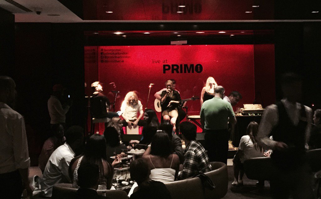 @indianaifill opening @latenightliveofficial <a href="/PrimoBarLondon/">Primo Bar</a> bringing that soulful magic 💥💥💥