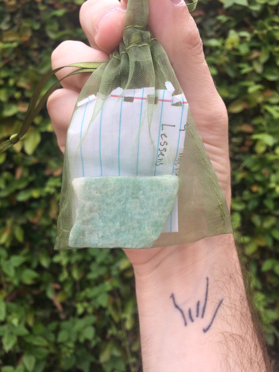 mycolefillups's tweet image. Today's an Amazonite kinda day! #morecreativity #lessstress