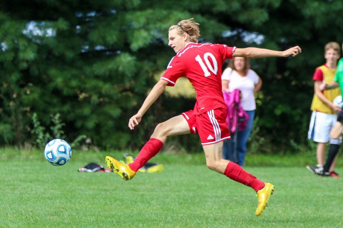 Michael Martens, Jimmy Allen form potent attacking duo for Timothy Christian trib.in/2cCqZjt #PioneerSports