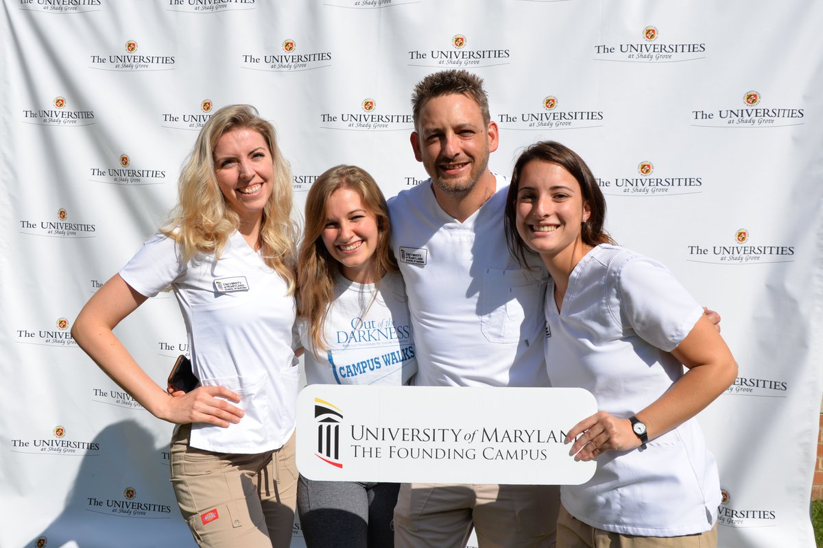 UatShadyGrove's tweet photo. .@MarylandNursing students representing @UMBaltimore at USG! Thank you for coming out! #USGFEST https://t.co/5N91vfWd4z