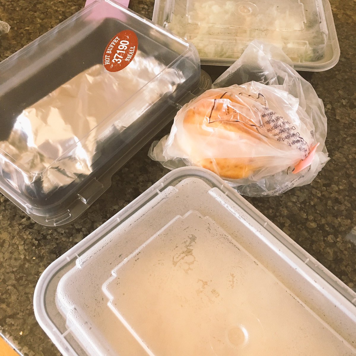 dawnchubai's tweet photo. The best #inlaws are the ones who know just what you need. #homecookedmeal to my door. #toosicktocook https://t.co/OHGNE2CHei