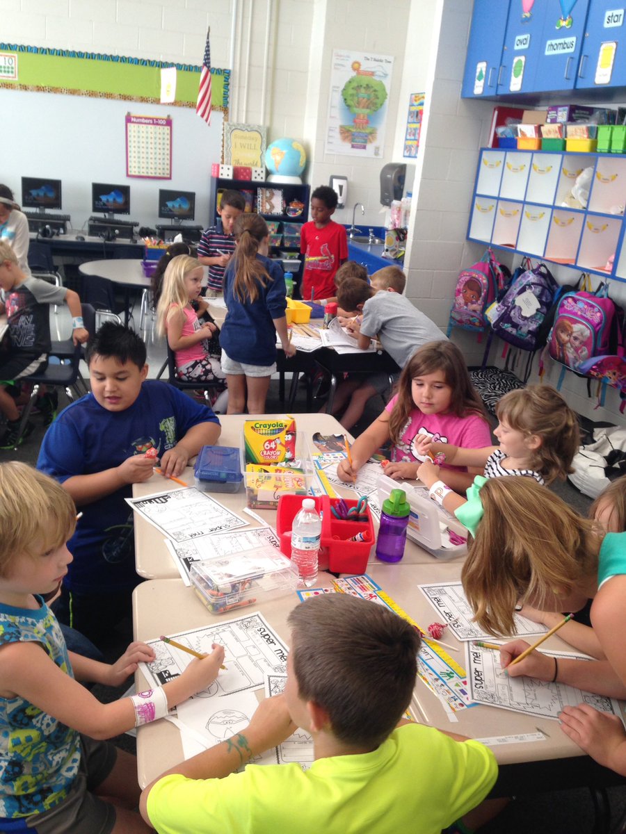 mrs_mercurio's tweet photo. Synergizing with our 3rd grade buddies. We had a blast with @JauchsClass! https://t.co/Exksp5tKEt