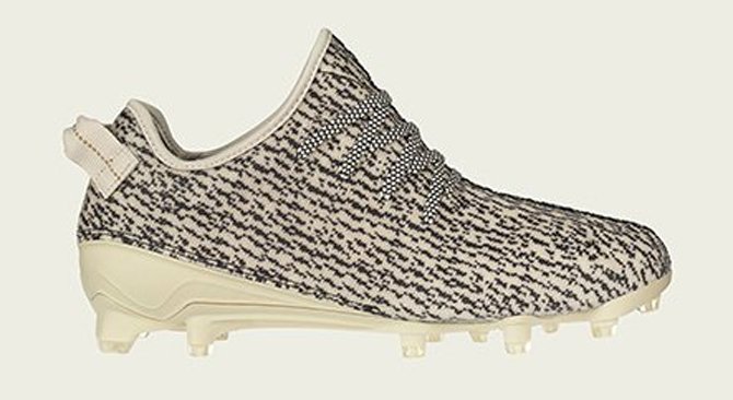 ComplexBets's tweet photo. Yup, adidas is actually releasing these: https://t.co/sL8JuNUIRu https://t.co/ztyvNXRIiW