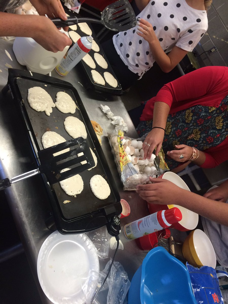 VHS SENIORS 2017 tweet media