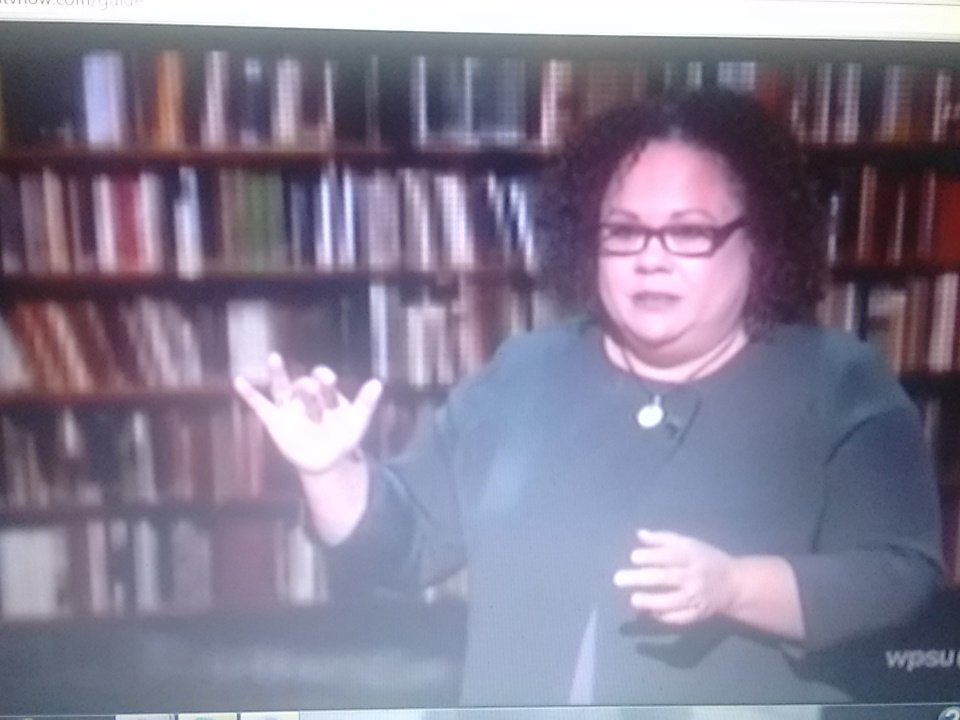 JCapedia's tweet image. WOoooW. @DeanJulie in #TEDTalksPBS &quot;Education revolution&quot; 👏👏👏
 #Saratunde  I&apos;m watching from Brazil.