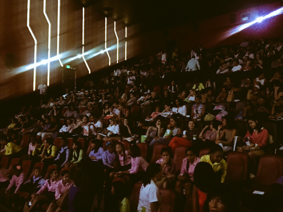 MuestraCine's tweet photo. ¡A casa llena! Arranca la apertura oficial del #DREFF con autoridades, aliados e invitados internacionales. https://t.co/4vYlhUEqH7