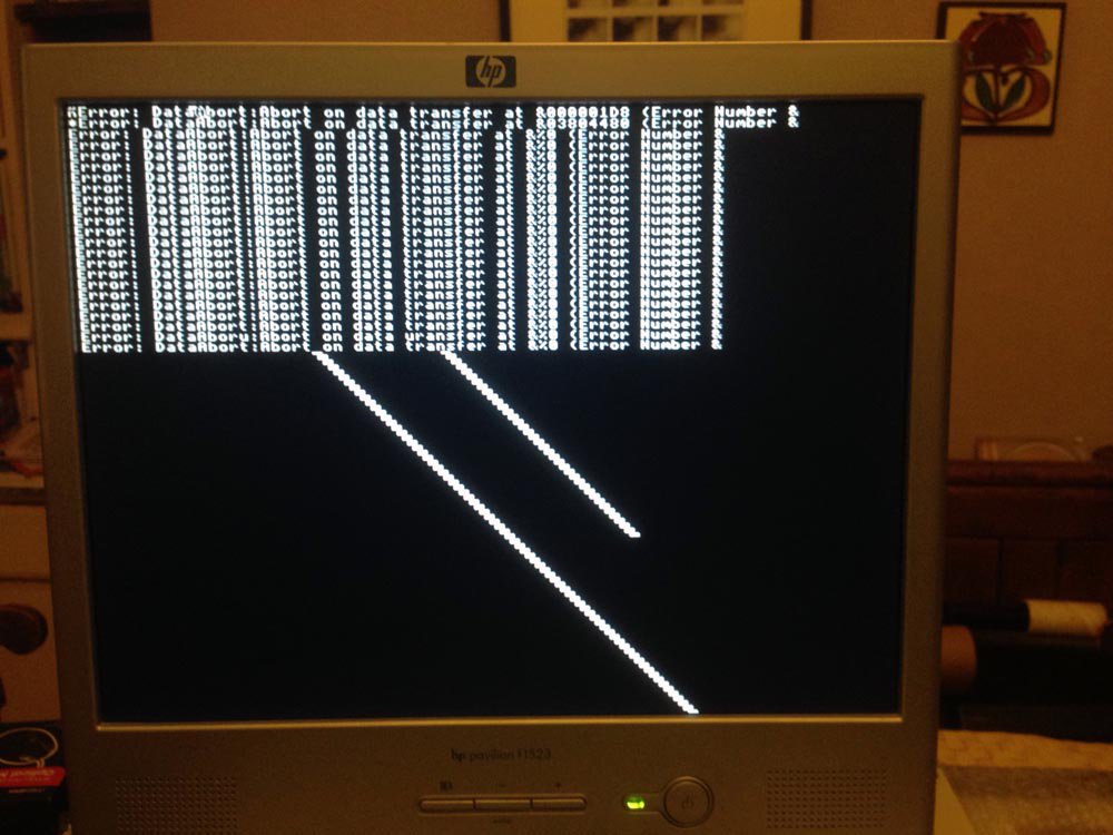 Tom_WFS's tweet image. Well done @RPi_Stuff for another great #Rjam event. My #RISCPC let its self down badly, the issue.. VRAM fell out!