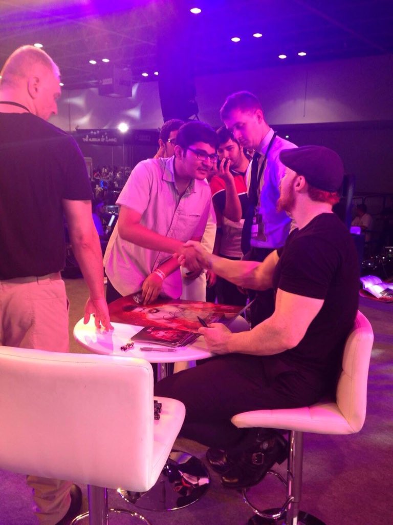 BadarrSays's tweet photo. @WWESheamus Been 2 years to be exact. Thanks for the autograph buddy. Highly appreciated #TradeCenterDubai #Games14 https://t.co/YUfJQIO3jA