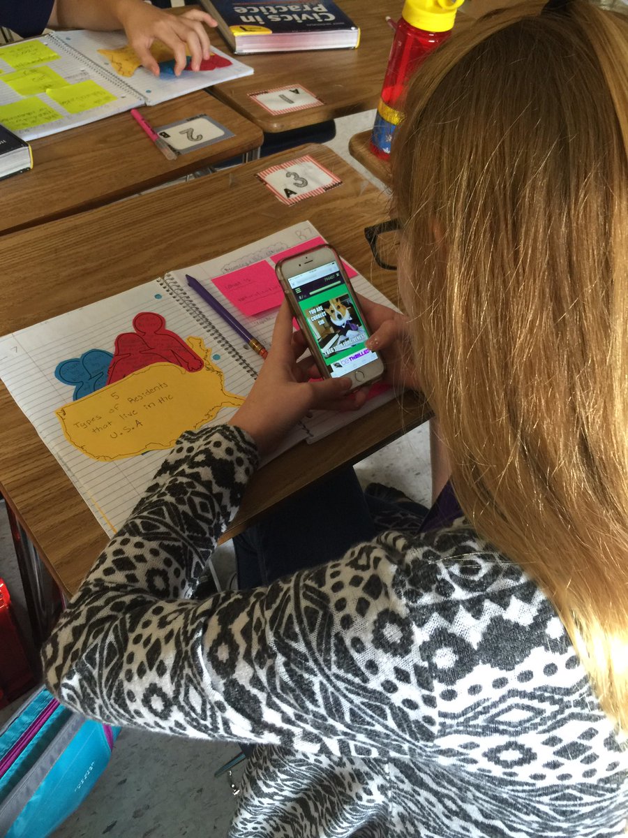 andrea_polancan's tweet photo. Interactive Notebooks = Keys to Success on our Quizizz Quiz today in Civics! #organizedstudents https://t.co/JblKxFpmt0