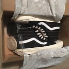 Tuuklu__Quewki's tweet photo. Fog Vans https://t.co/pH2ppFdVt5 https://t.co/VpxDeIXcDd