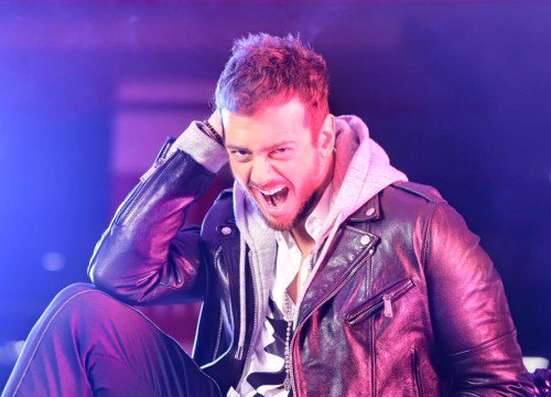 VickyYerien's tweet photo. @saadlamjarred1
VOTE for #SaadLamjarred #BestSinger🌟🎶👉 https://t.co/tEnPF9H23K 💪💞
#Ghaltana
#BestSing
#Lm3allem https://t.co/1fzHI6A3ew