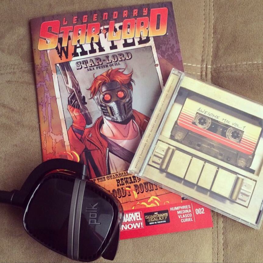 LovePolkMx's tweet photo. #EsDeGeeks, darte un break con un #Awesome Mix y tu #cómic favorito. 📼🎧
#Melee #LovePolk #StarLord #audio https://t.co/OaEHPjChlF