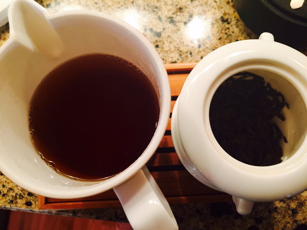 MatchaManTea's tweet image. #Tea Hatialli Golden Bud using #Smacha Tea auto brewer by tea master Jason Chen