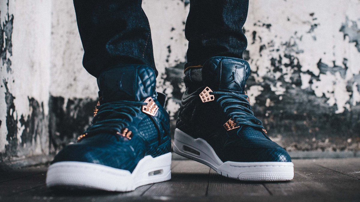 Jumpman23's tweet photo. A step ahead. 

The #AirJordan Retro IV Prm ‘Navy / White' drops Saturday: https://t.co/QYEjgyGclq. https://t.co/vCcJx790GX