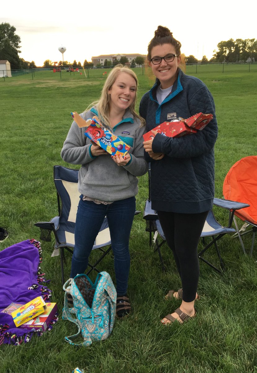 Thanks to our soccer moms from <a href="/SDPiBetaPhi/">SD Alpha Pi Beta Phi</a> for bringing treats to our soccer game. ❤️
