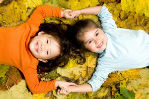 Elimilice's tweet photo. Want to know more about lice and its treatment? 
Here are some of the lice facts: https://t.co/ERRXcewEvD https://t.co/PFtmumBMW8