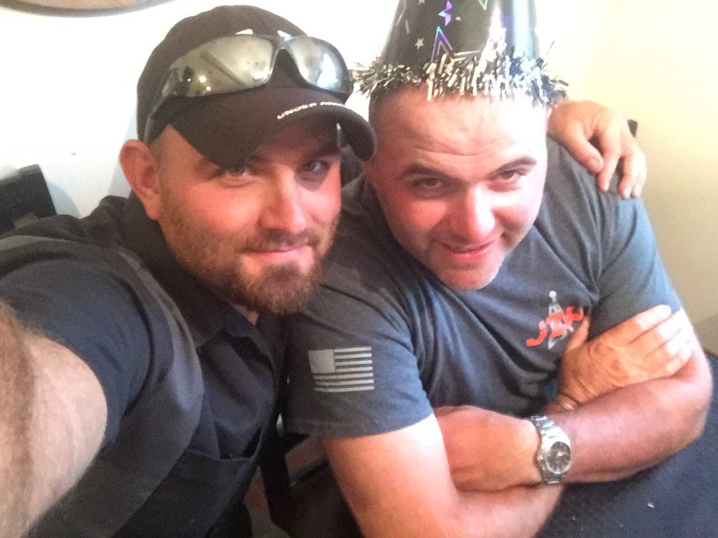 Lawnmanmaster's tweet photo. @BobClarkIII @bob2_cfd @ClarkFarmDrain happy 37th birthday Ryan https://t.co/1uFtRSchG4