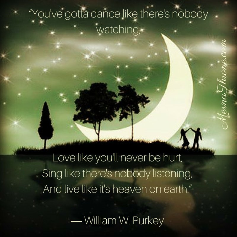 SwaltyComputer's tweet image. ☔ Yup! Look for all the ⭐Good⭐ in life MernaThrone.com #danceintherain #love #peace #hope #FindYourPenguin