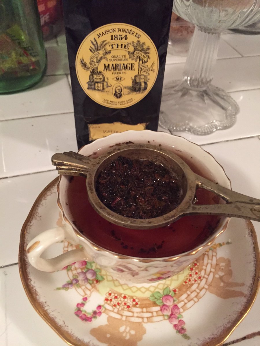 ffeaster's tweet image. Trying to make Paris last.