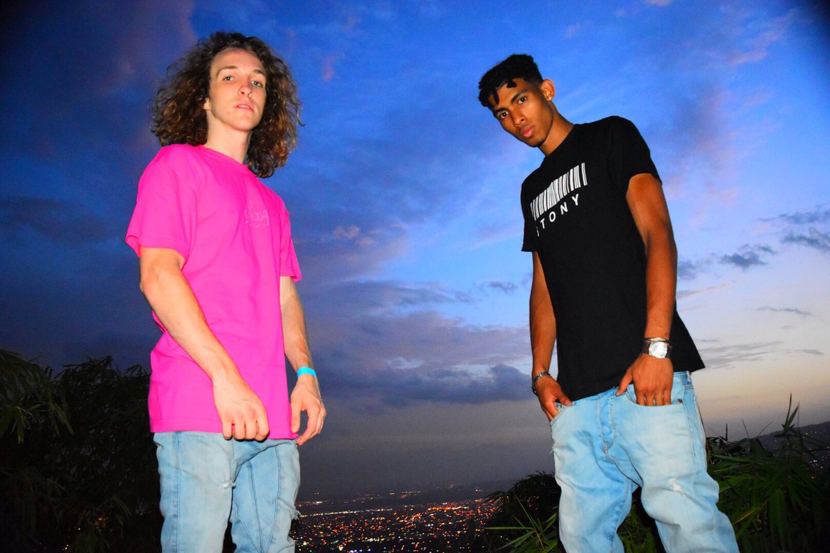 StonyRecordings's tweet image. Look out for these 2 music video!! #Ireallyneedit #Everytimeyougo @zacjonesSTONY @fellythekid