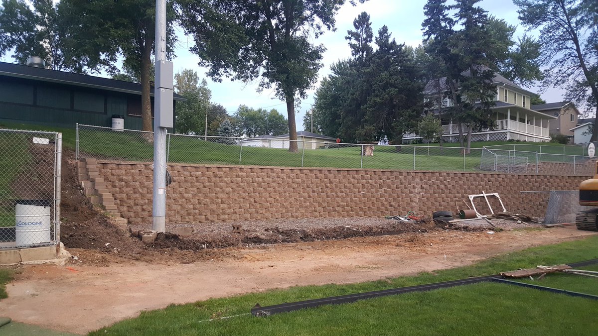 Colognebaseball's tweet photo. (2/2) We are already looking forward to next season. Dugout progress will be updated along the way. #GaHollanders https://t.co/ON8uweY1jH
