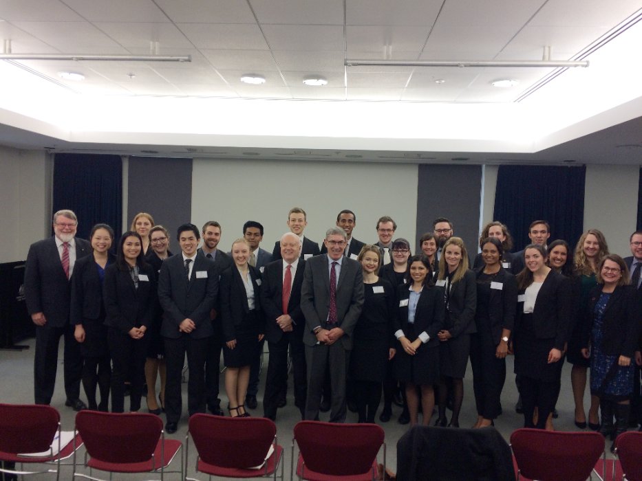 Excellent discussion this morning with impressive young Australians from <a href="/globalvoicesau/">Global Voices</a> delegation <a href="/dfat/">Department of Foreign Affairs and Trade 🇦🇺</a>