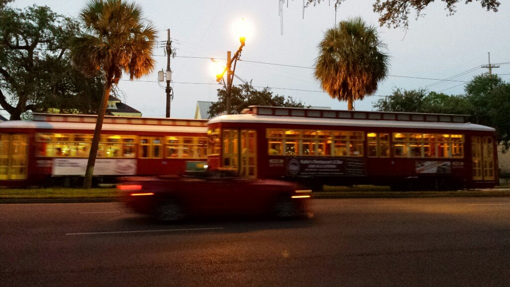 Pontchartrain's tweet photo. Like passing streetcars in the night... #nerlins https://t.co/mEw9lrecEP