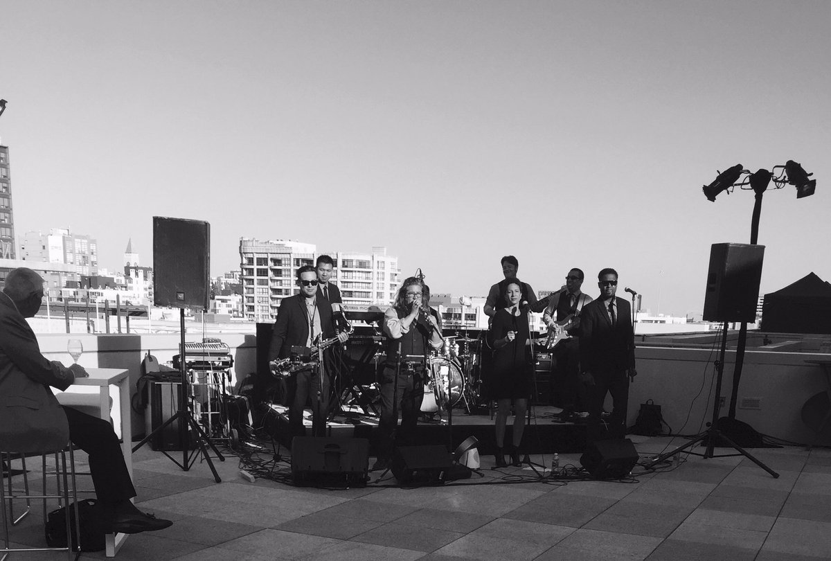 scotte_openmtg's tweet photo. Great music and food. #OpenMortgage
@RingCentral
#ConnectCentral16 https://t.co/0SQTF39lGd