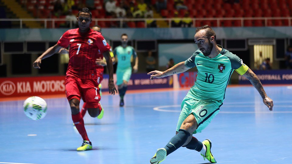 tirano loto rechazo FIFA on Twitter: "FT 🇵🇦0-9🇵🇹 Six-goal display by Ricardinho leads  Portugal to nine-goal rout #FIFAFutsal2016 https://t.co/IauVRHNnTw  https://t.co/gFc9ec1CC0" / Twitter