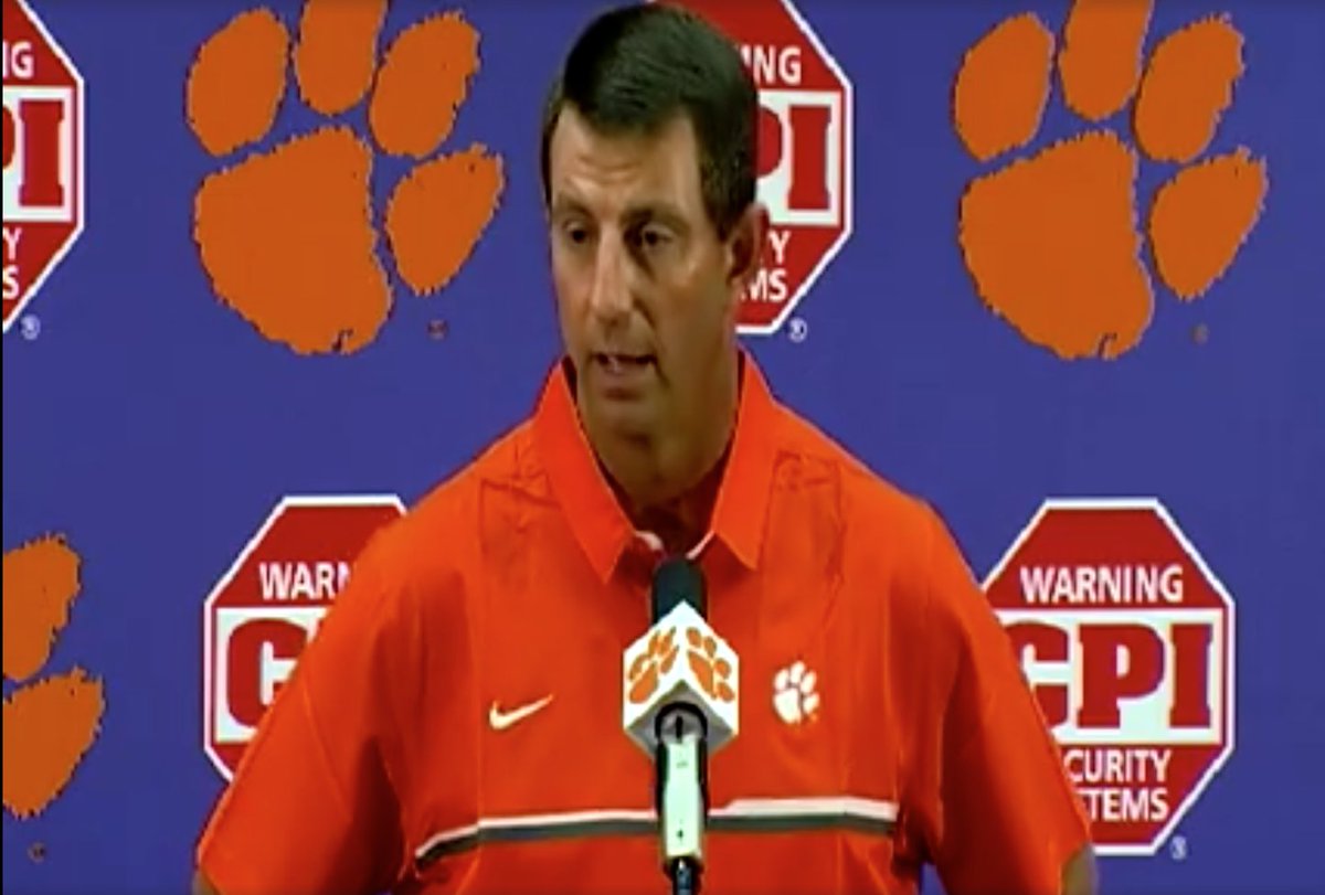 FootballScoop's tweet photo. Video of Dabo explaining his thoughts on Kap’s protest is worth a watch 

https://t.co/YhA3Fn55sb https://t.co/B409JZEB24