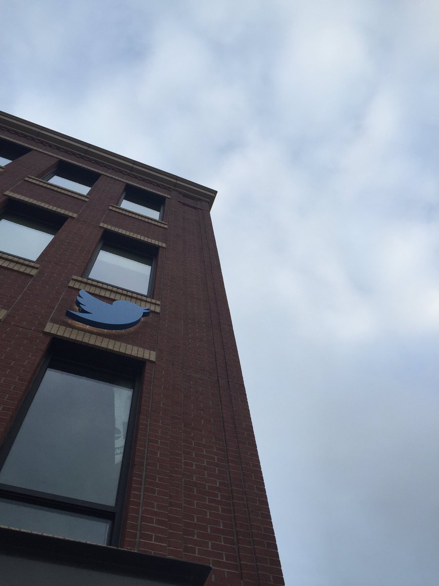 brettrjackson's tweet image. Love the new #TwitterBoulder signage.