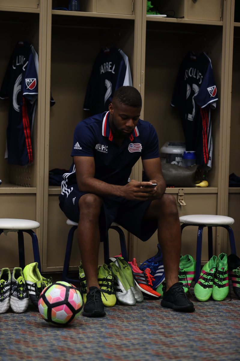 NERevolution's tweet photo. #PregameFaces https://t.co/egHsHa0zrA