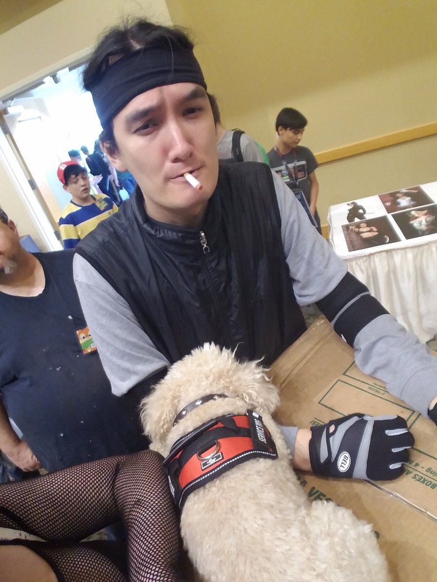 I'm streaming Metal Gear Solid 5 with <a href="/StratoScopes/">Scopes</a> aka Snake at twitch.tv/moxymary! #cosplay <a href="/twitch_sharer/">TwitchSharer</a>