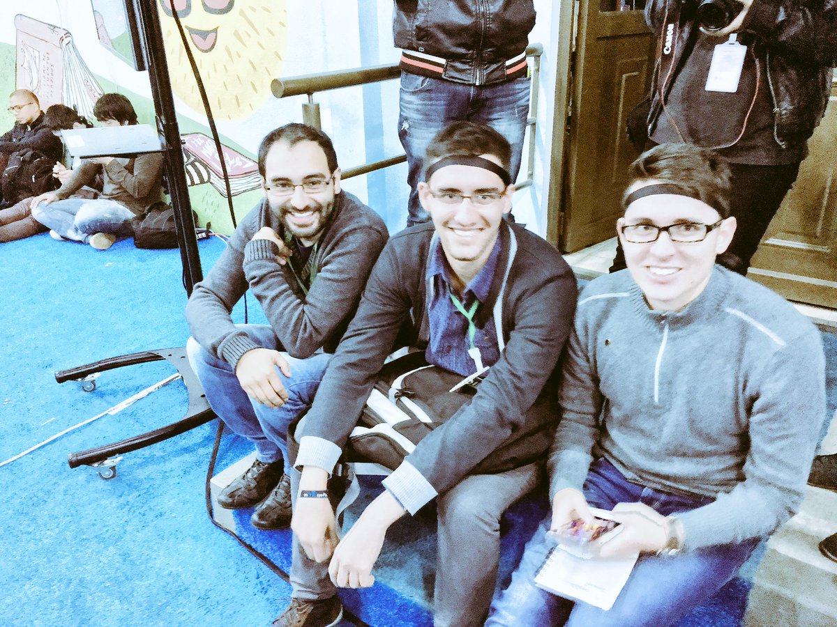 gelbermoran's tweet photo. En #CodingDojoPasto los 🖥⌨ desarrolladores de software demuestran su conocimiento 👊 primer #kata en @JavascriptIO 🏆🚀 https://t.co/F29rseIuAY