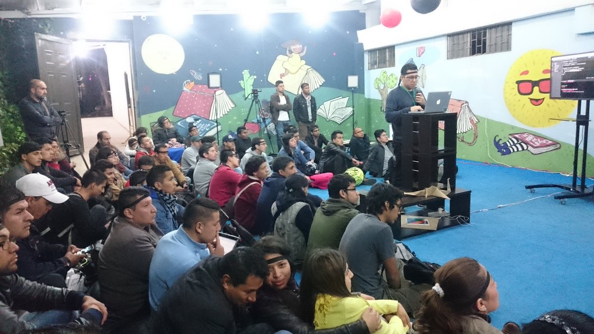 ParqueSoftNar's tweet photo. Agora em Colombia aceitamos o desafio #CodingDojoPasto 😁👍💻📒🙆🤓💪🤗 https://t.co/y0VQkPQsEG