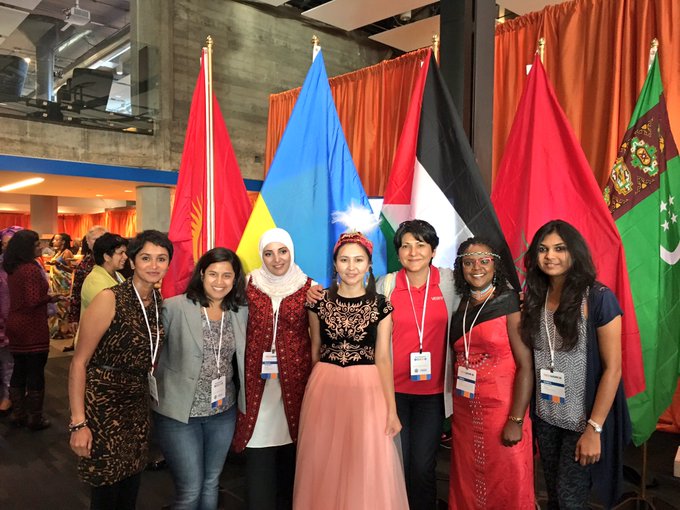 #techwomen16 in the @TwitterSF house! 🙋🏿🙋🏽🙋🏻 We're elated to have you all here to kick off an incredible<a href="/tag/techwomen16"class="tags">#techwomen16</a><a class="tags" target="_blank" title="On Twitter" href="/?out=eyJ0eXAiOiJKV1QiLCJhbGciOiJIUzUxMiJ9.eyJpYXQiOjE3MTkwNjcyNjgsImlzcyI6InR3cG9ybnN0YXJzLmNvbSIsIm5iZiI6MTcxOTA2NzI2OCwiZXhwIjoxNzUwNjAzMjY4LCJyZWRpcmVjdF91cmwiOiJodHRwczovL3R3aXR0ZXIuY29tL1R3aXR0ZXJTRiJ9.iQEf6uxY-6UeAl10HtIWQR4kpohAyAt-AAx5UgSzVVe3WaH7KKwrad-D-bpICk2bzG53bj1wKbviKhrES7md_Q">@TwitterSF</a>