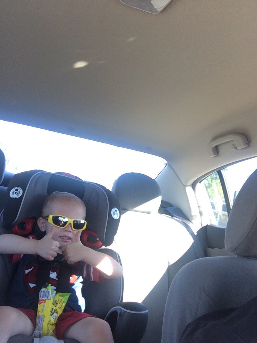 CleanWaterRoth's tweet image. Thumbs up for a great start to the week #BaselineData #LovingThisSchoolThing #HonoraryPanther