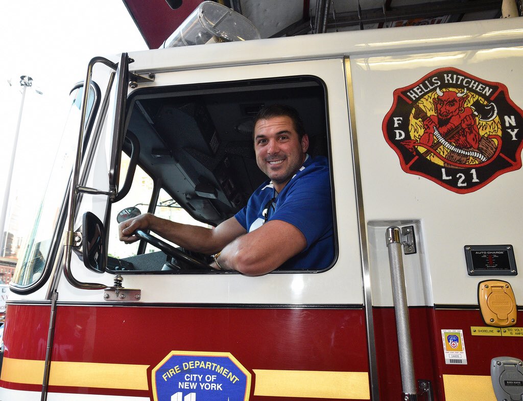 FDNY's tweet image. See more photos from the @Giants visit to #FDNY #Engine34 &amp;amp; #Ladder21 at flickr.com/photos/fdnyhom… #Giants