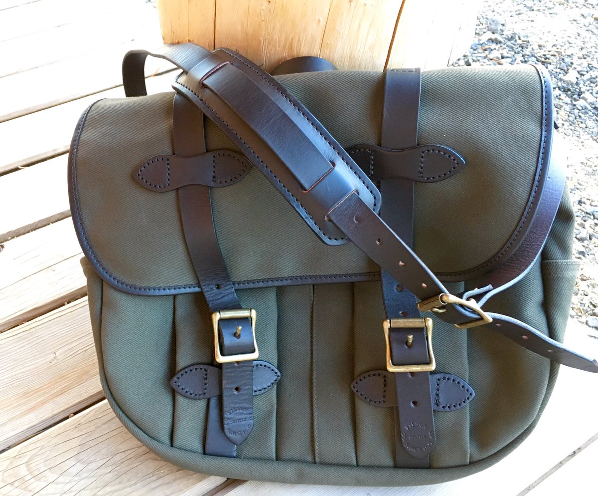 dryfliesforever's tweet image. Angela got me this first-rate field bag from @Filson for my birthday-an item I've wanted for many years. #buyitonce