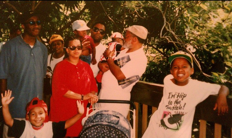 kahlilamani's tweet image. Fam over errthang! #mysupportsystem #wolfpack