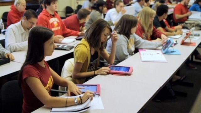 Tompac_'s tweet photo. Eta Beta del 08/09/2016 - App, tutor virtuali e siti per appunti, gli strumenti dello studente 2.0 ... https://t.co/ri9aIUN0if