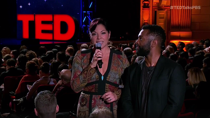 SRamirezDaily's tweet image. .@SaraRamirez and @baratunde 👊🏽 #TEDTalksPBS #EducationRevolution