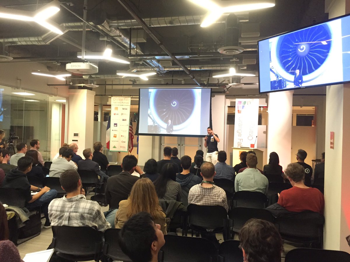VR Tuesday tweet media