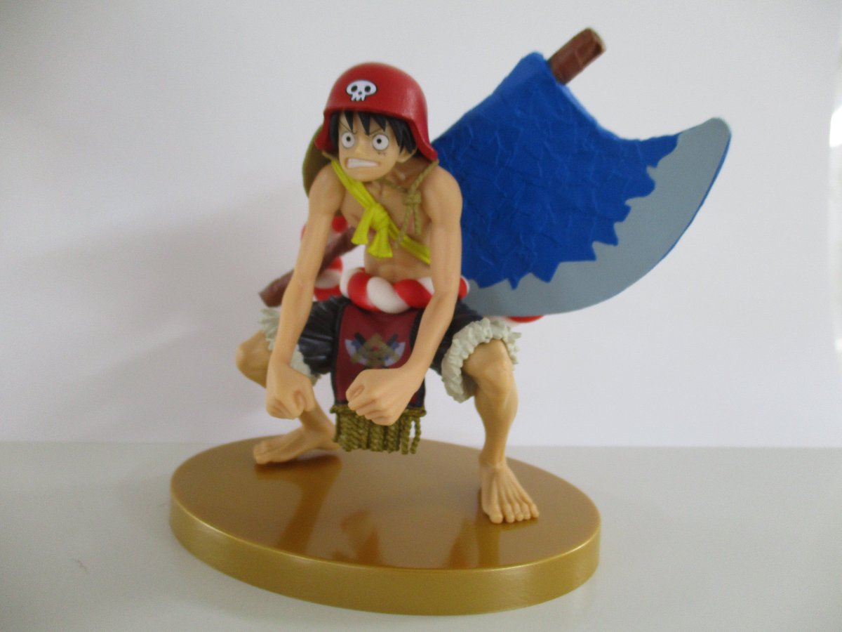 ソユーゲームフィールド盛岡南店 Twitterissa ワンピース Scultures Big 造形王special One Piece Film Goldー 金太郎ルフィがフィギュアになりました 店内には同じポーズの巨大パネルも展示中ですよ ワンピース ルフィ