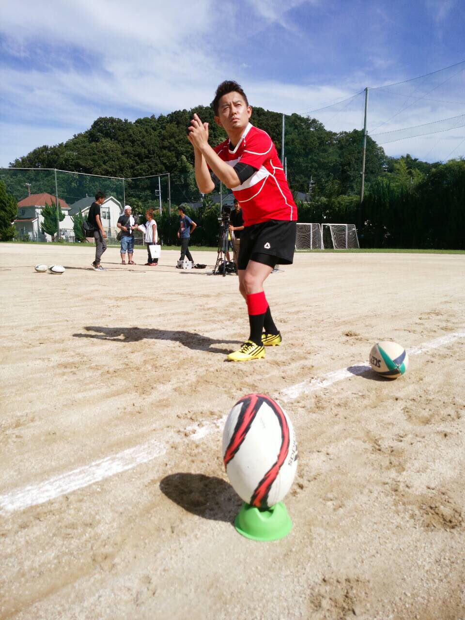 スピードワゴン井戸田とハンバーグ師匠 お久しぶりです 井戸田丸です どうです 小さいでしょ T Co 8vejbwzike Twitter