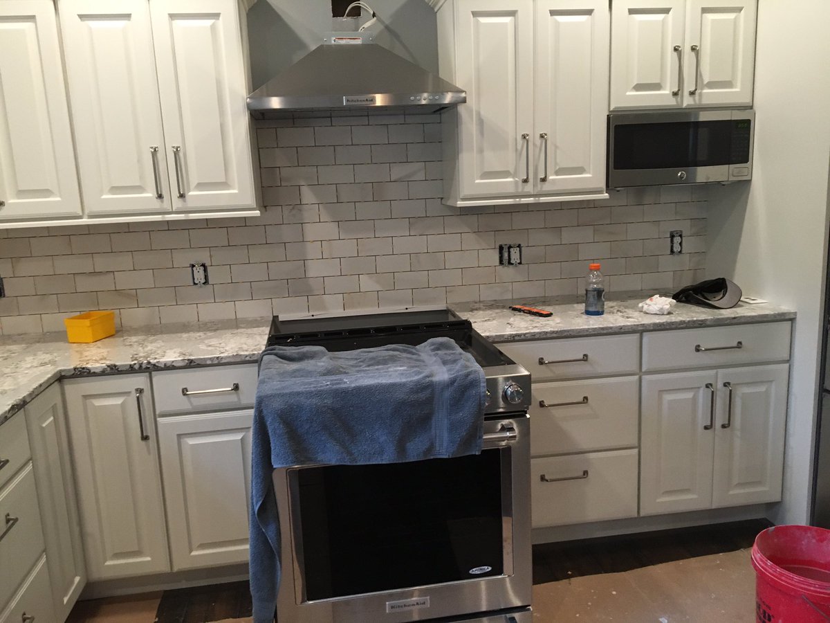 tkdstile's tweet photo. Almost there. @TheTileShop @Blairtile @GuppyGupSports @Wilkeeway @Linds__meowxo @madisontileco https://t.co/6DK26zD4jB